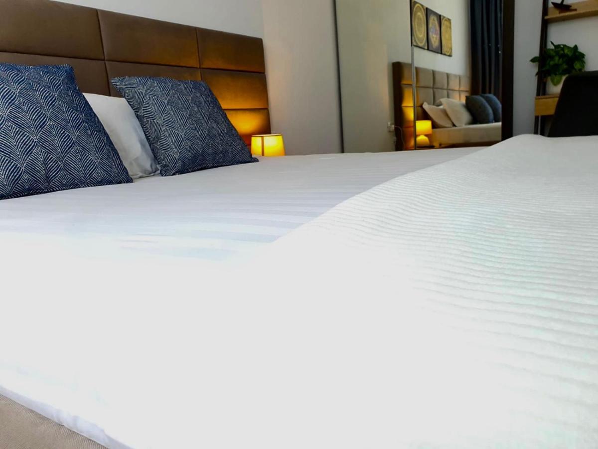 בראשוב Executive Apartment Avantgarden Coresi מראה חיצוני תמונה